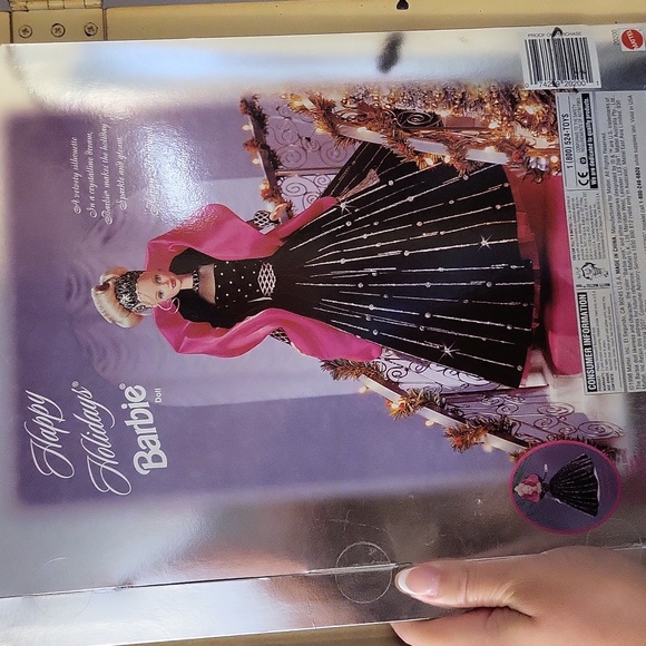 Vintage 1998 holiday Barbie collectible - Picture 3 of 3